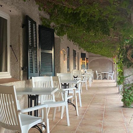 Les Lodges De La Plage U Dragulinu ساري سولينزارا المظهر الخارجي الصورة